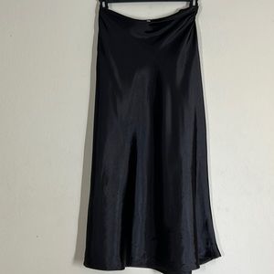 7day Wknd Black Flared Lightweight Elastic Back Waist Classic Midi Skirt